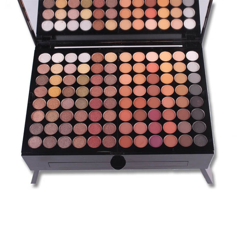 Coffret  de  maquillage  ultime 180  couleurs