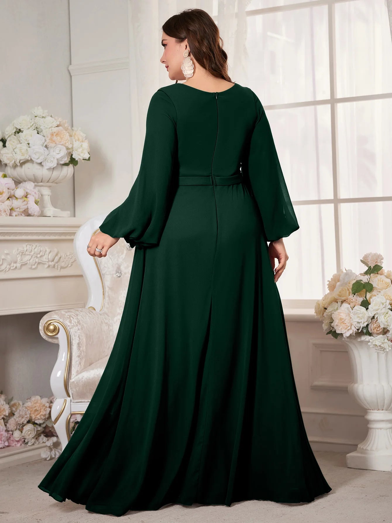 Robe élégante longue et manches longues