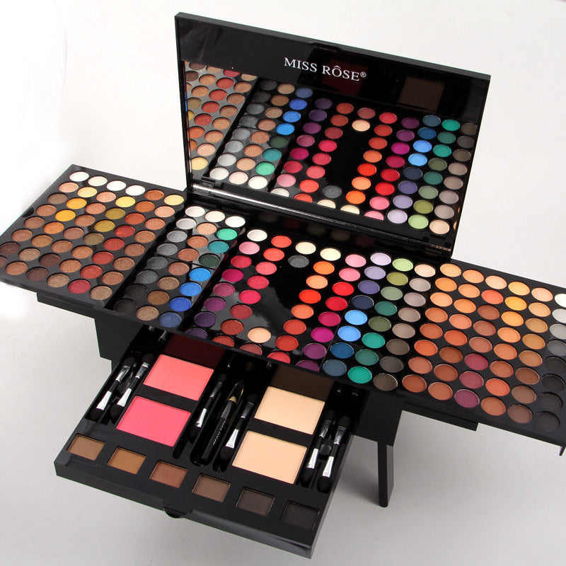 Coffret  de  maquillage  ultime 180  couleurs